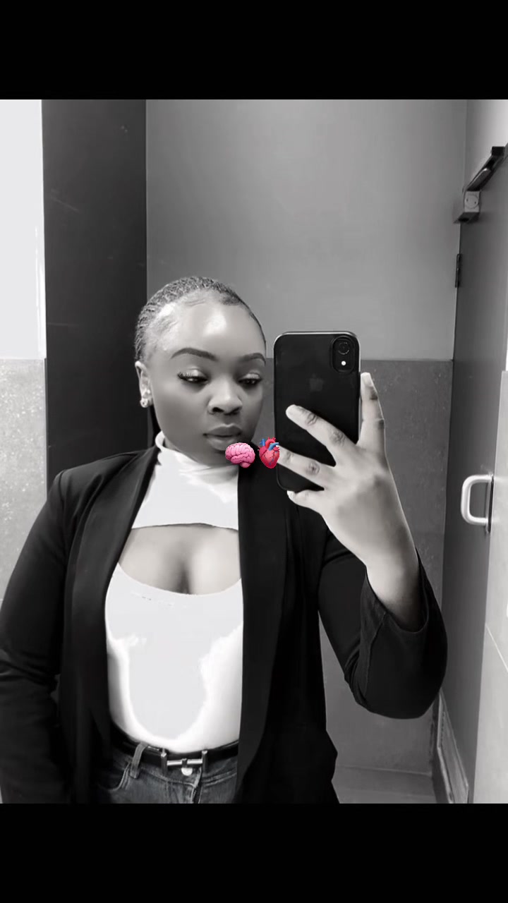 @Moodau🌸