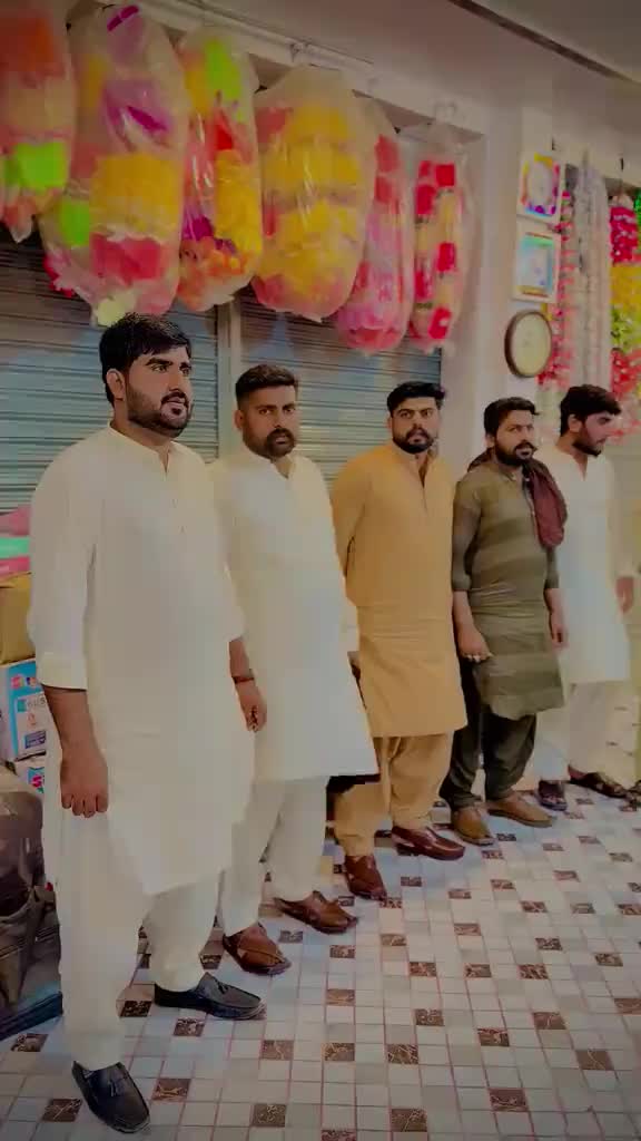 @🦁ShAraZ RoHiLLa ⚔️