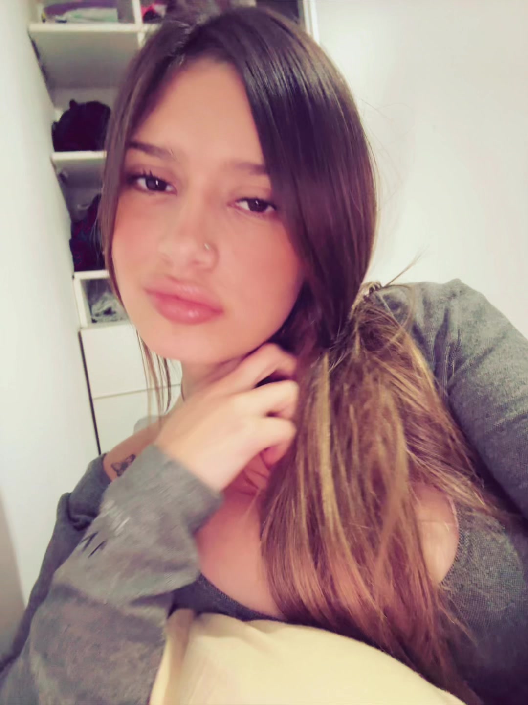 @Kiari1_.