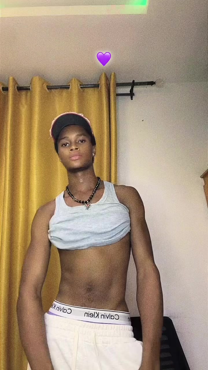 @Young Rudex 💫