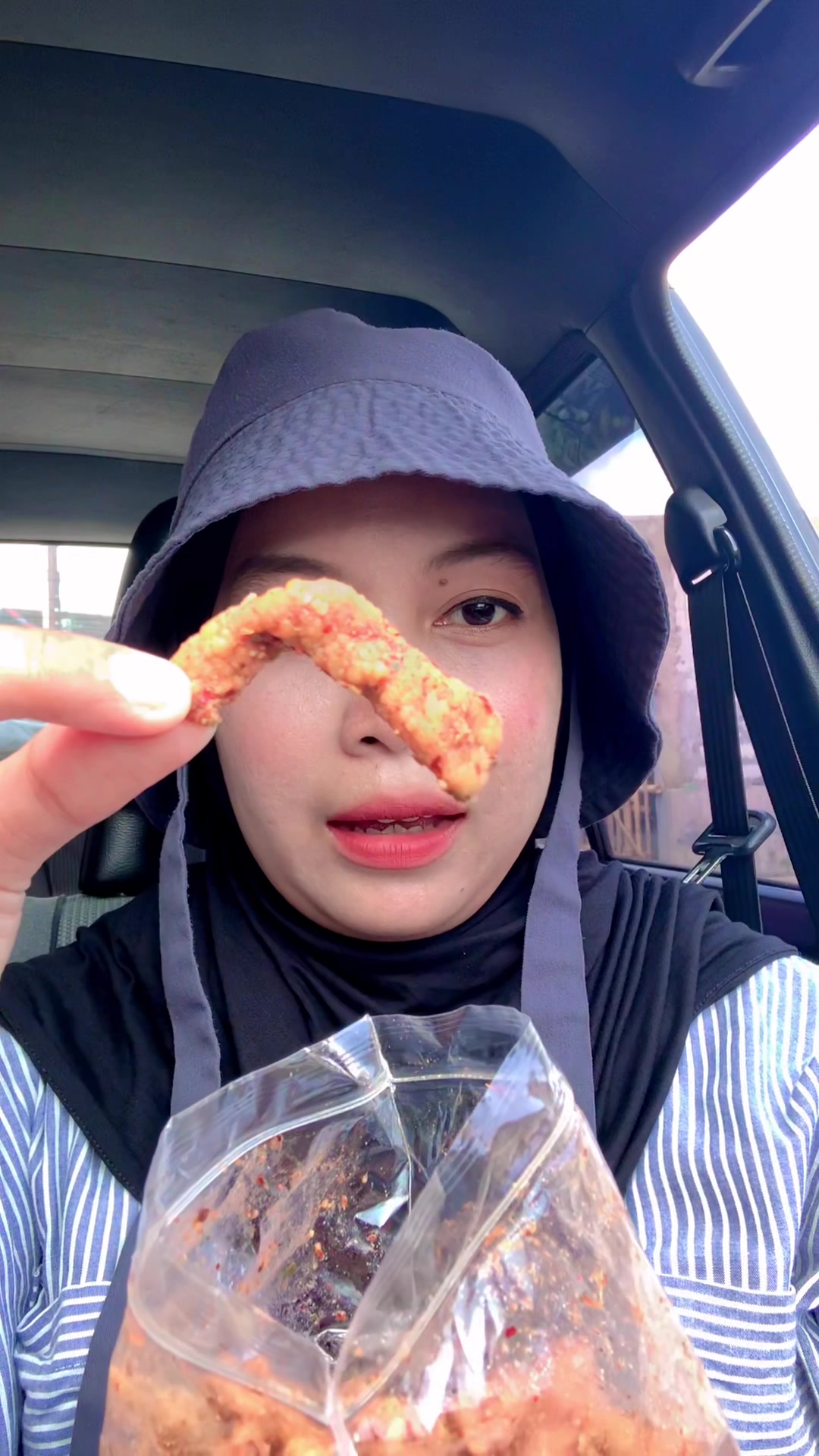 @Ayu Rikina