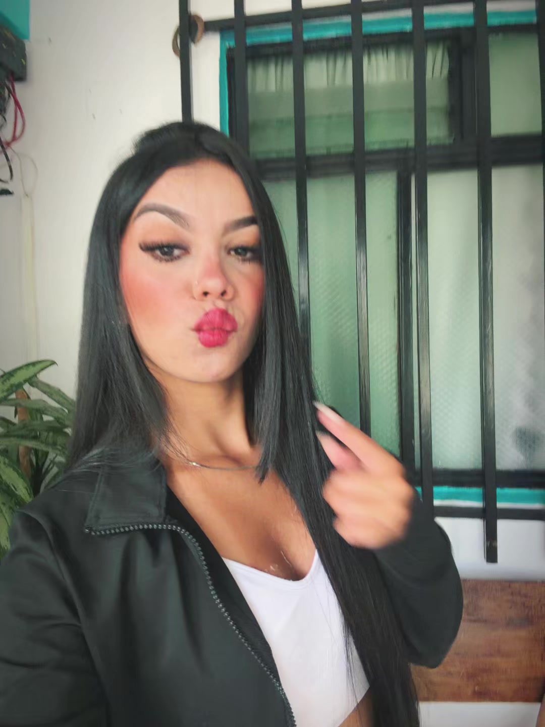 @𝐯𝐚𝐧𝐞
