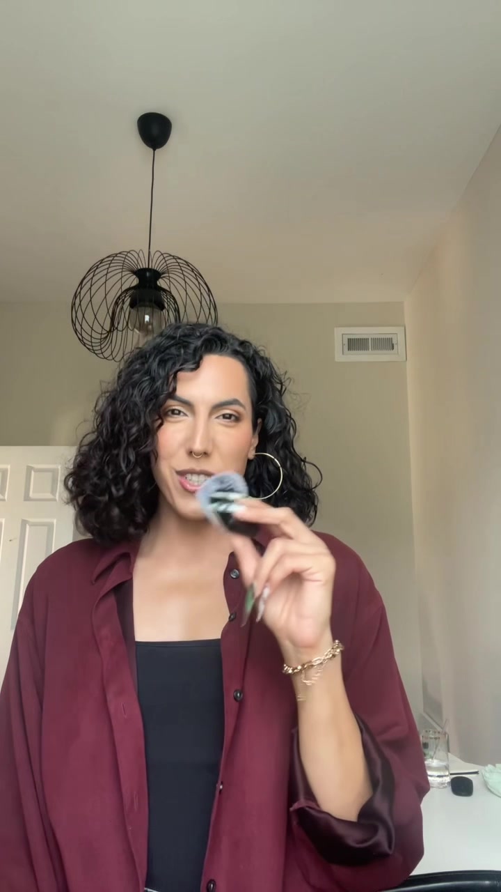 @miya.villalobos