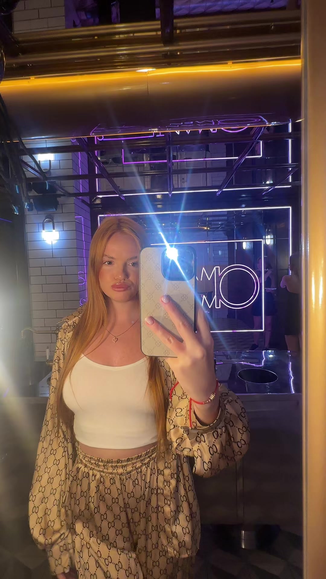 @aniavalkovaia
