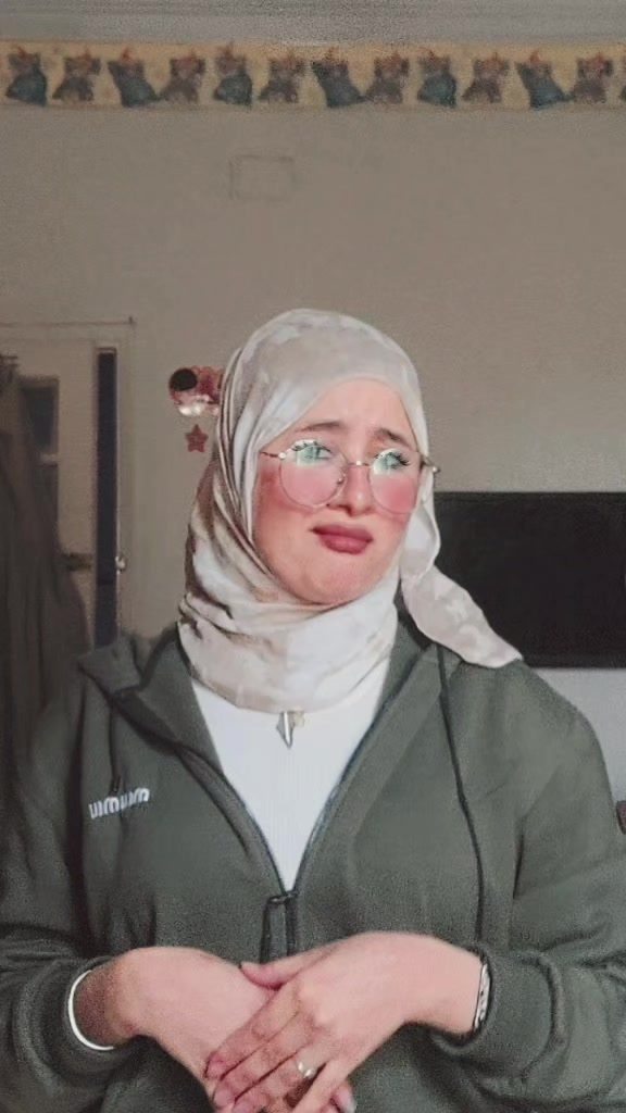 @مديره المدرسه 🦅⭐