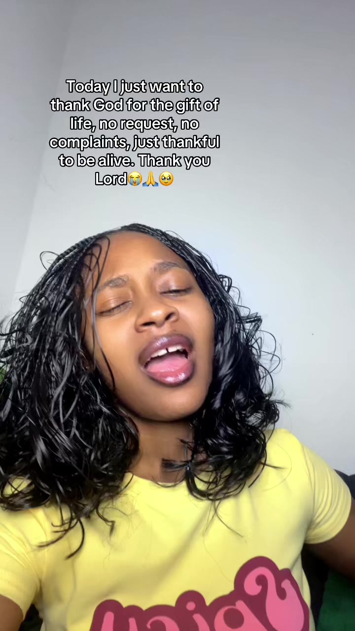 @chucaroline