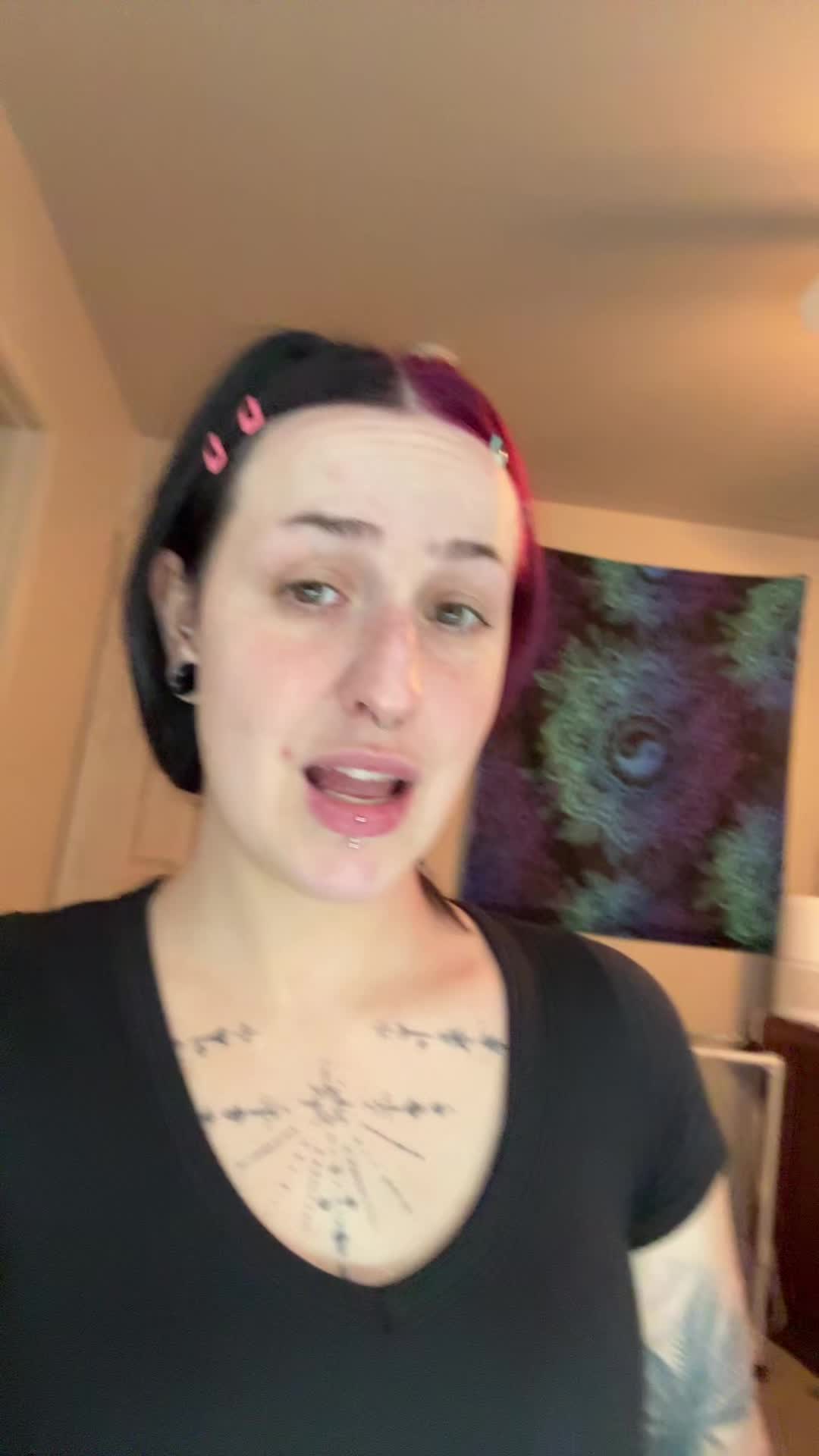 @Janieeee