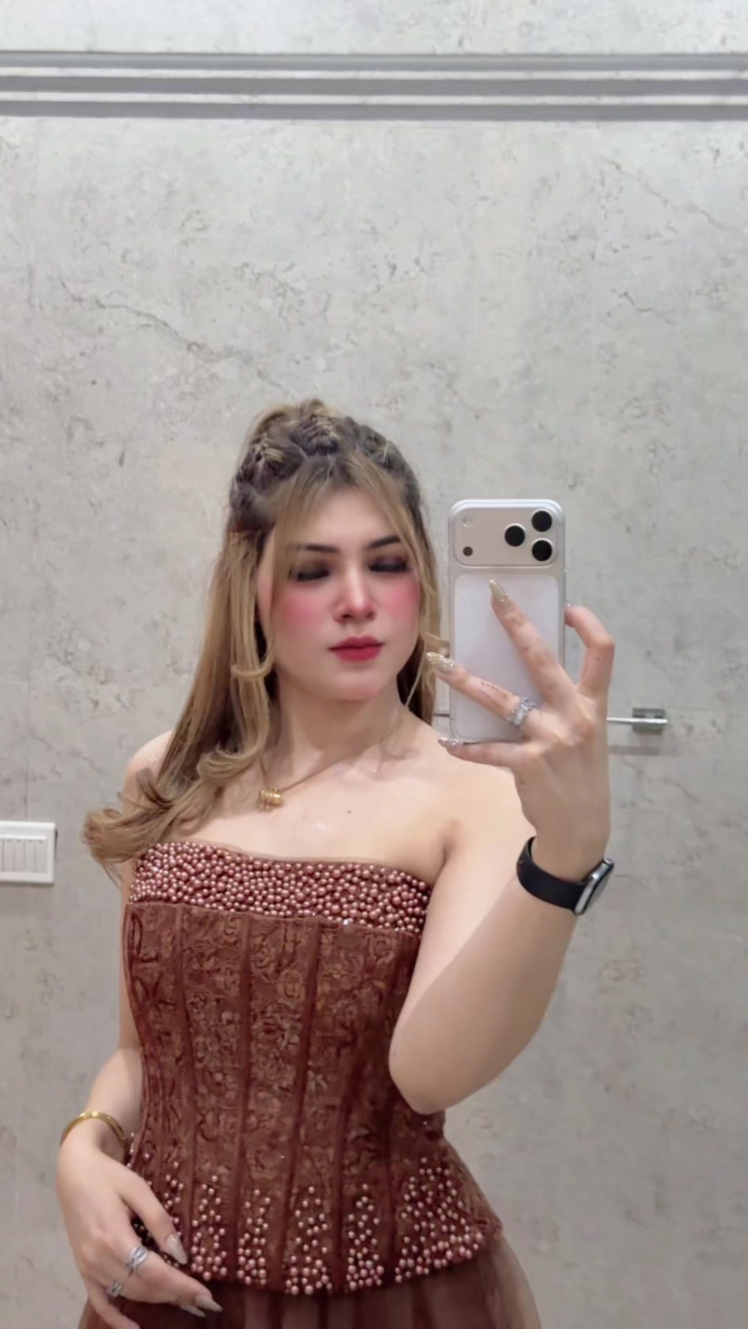 @Sunain🥀🙃
