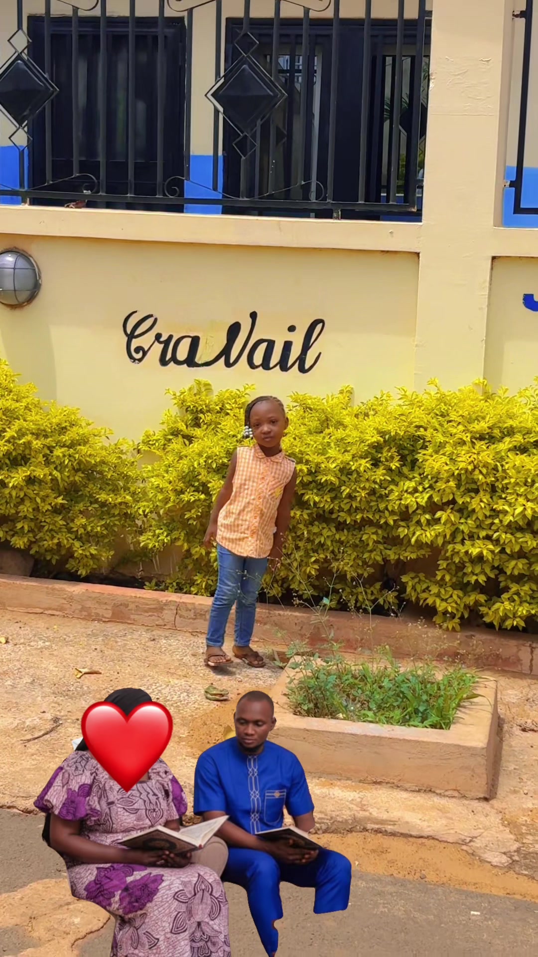 @Ayouba communication