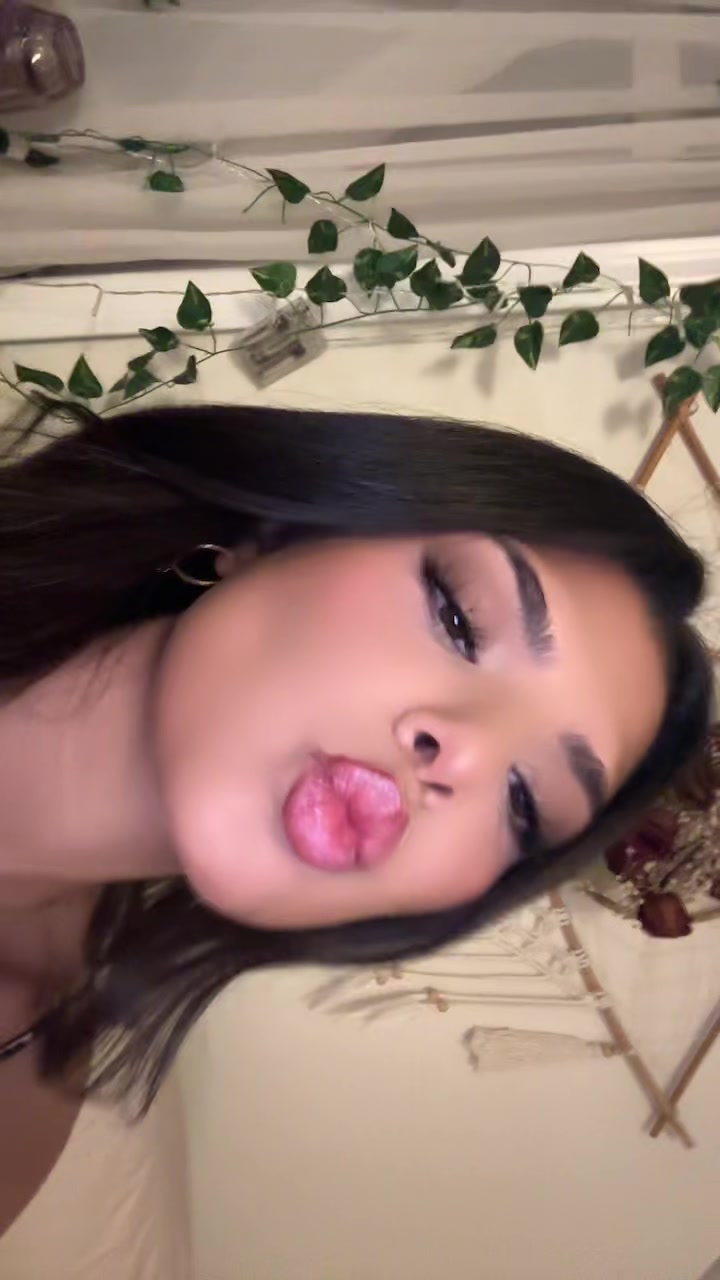 @sammi ⋆.˚✮