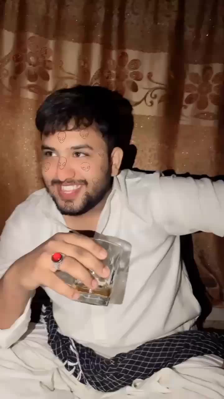 @💯علی بادشاہ😎