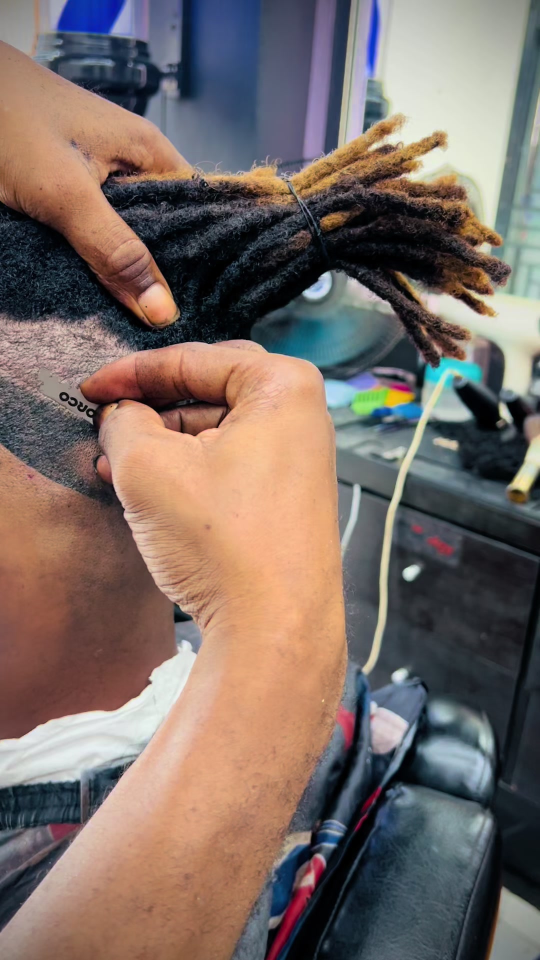 @fabricedort Barber