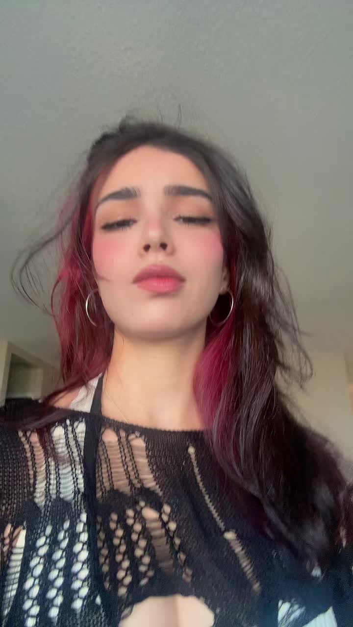 @Itslilith