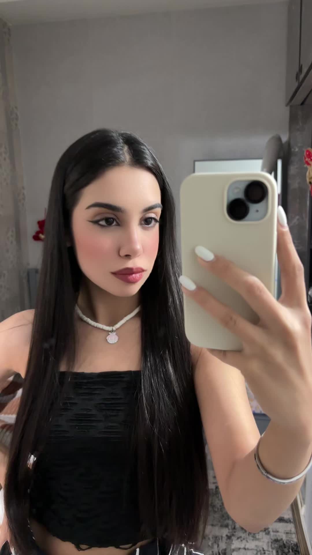 @tanaz