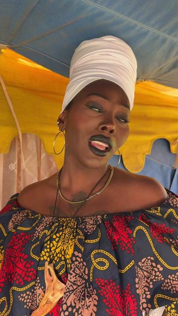 @Soulaani Seamstress