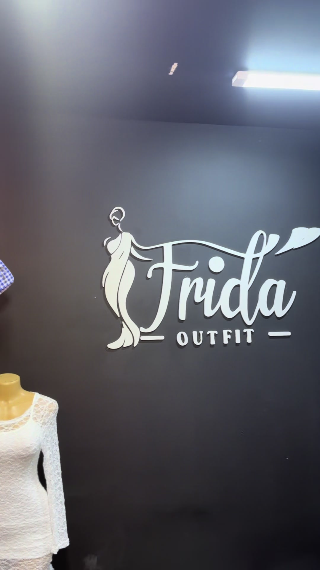 @FRIDA PEACE ๐ฆ๐