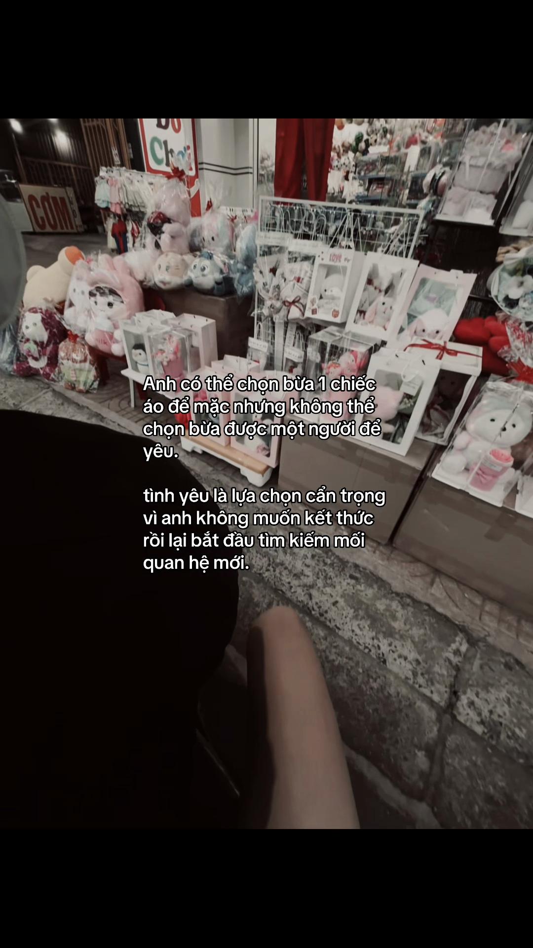 @๐๐ข๐ฏ๐จ๐๐ฉ๐ฐ๐ข
