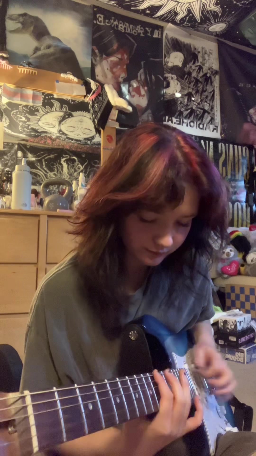 @Julez 🙀 🎸