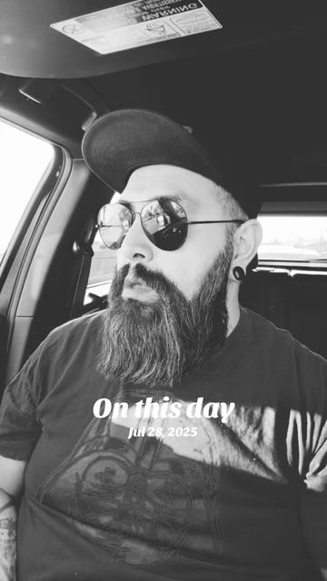 @Mustachio  nation 83 🖤😈🖕🏻