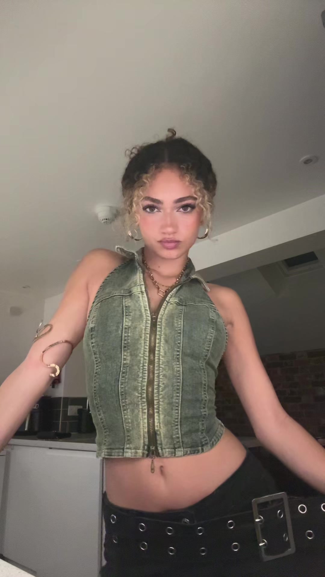 @تاليا