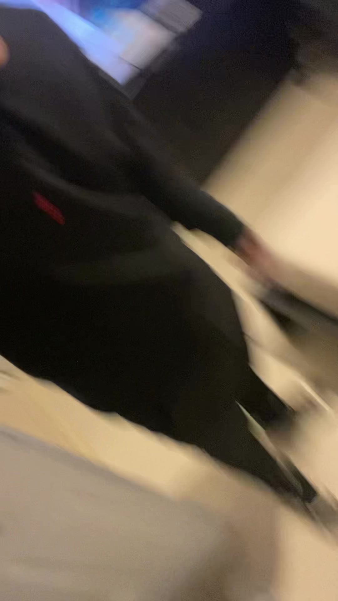 @Este6126