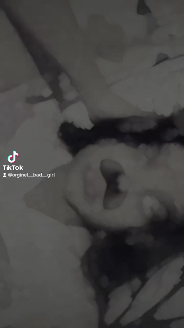 @~𝓑𝓪𝓭_𝓰𝓲𝓻𝓵💋"🖤
