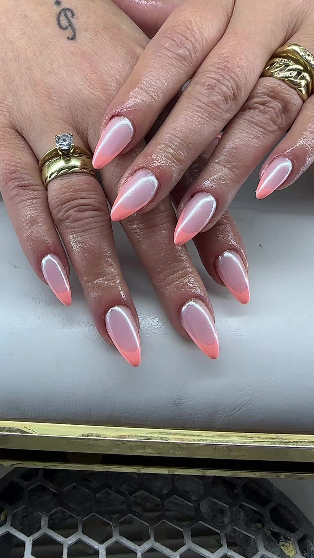 @Hairartist_nails