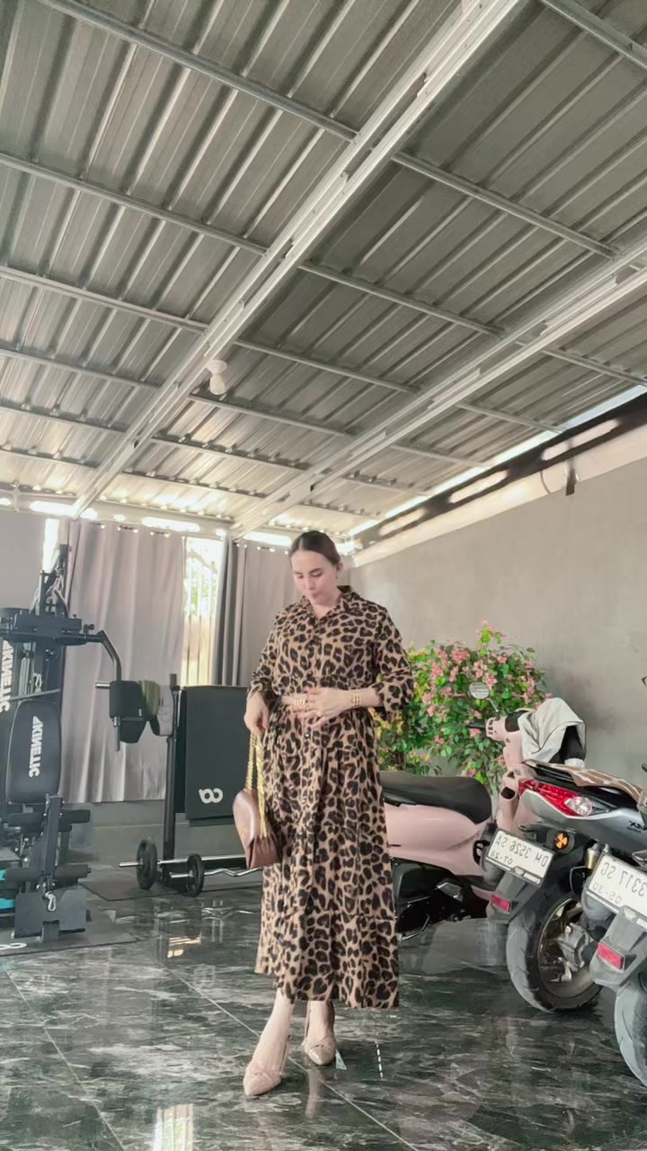 @Lanie Cheng Kosmetik