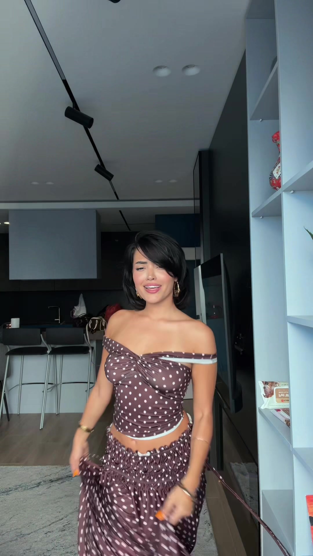 @ANISA VESELI ๐