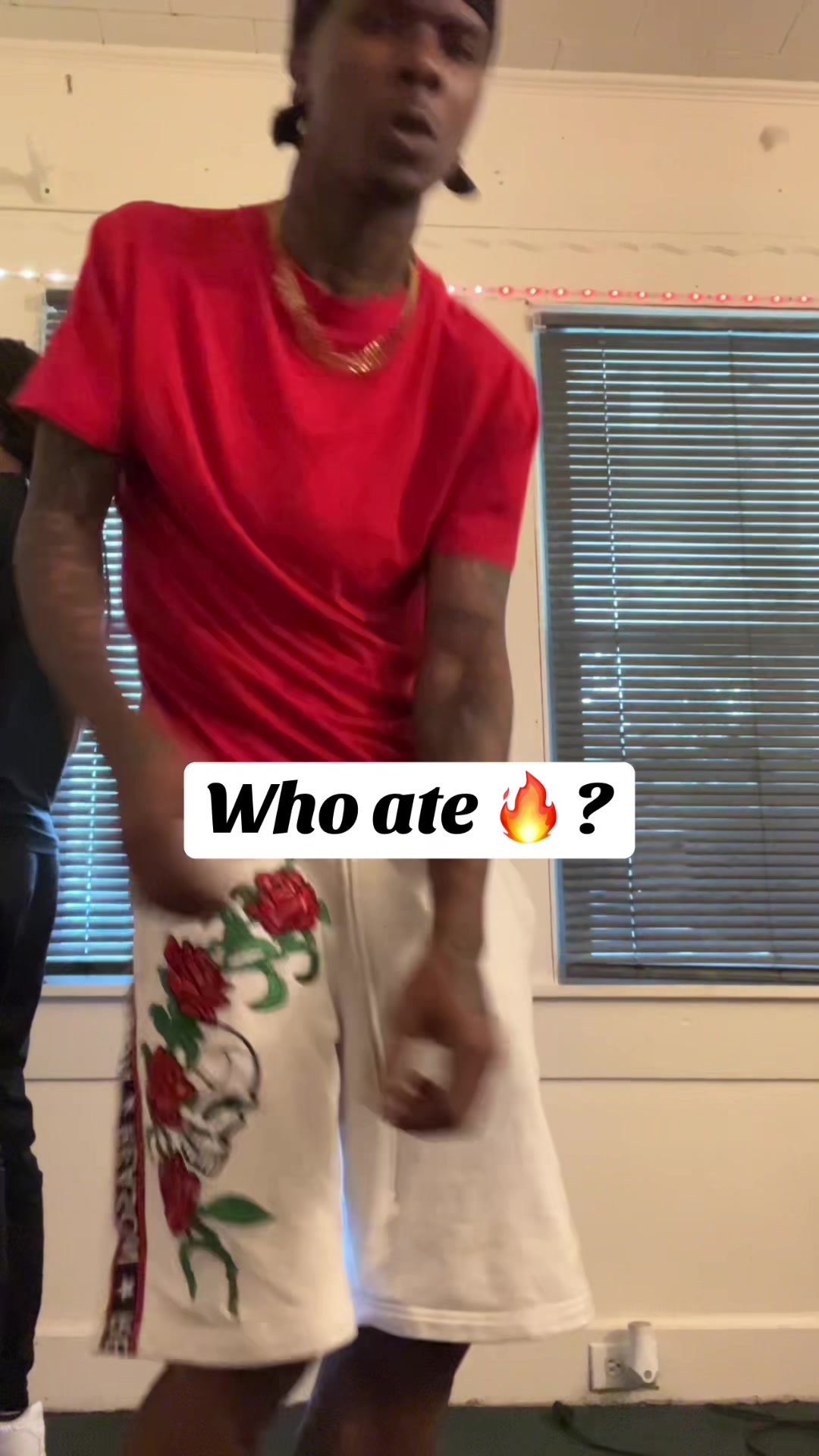 @DEE🖤🐐