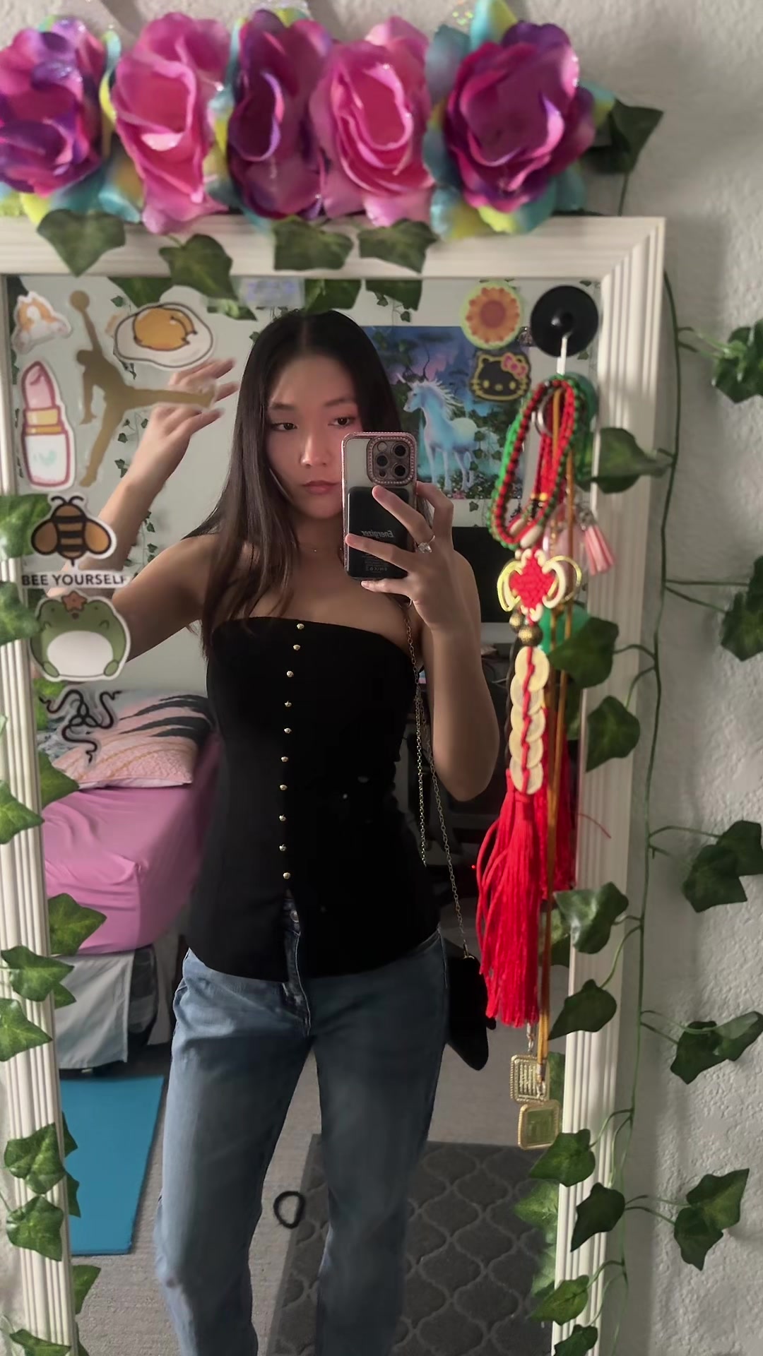 @sneakyling