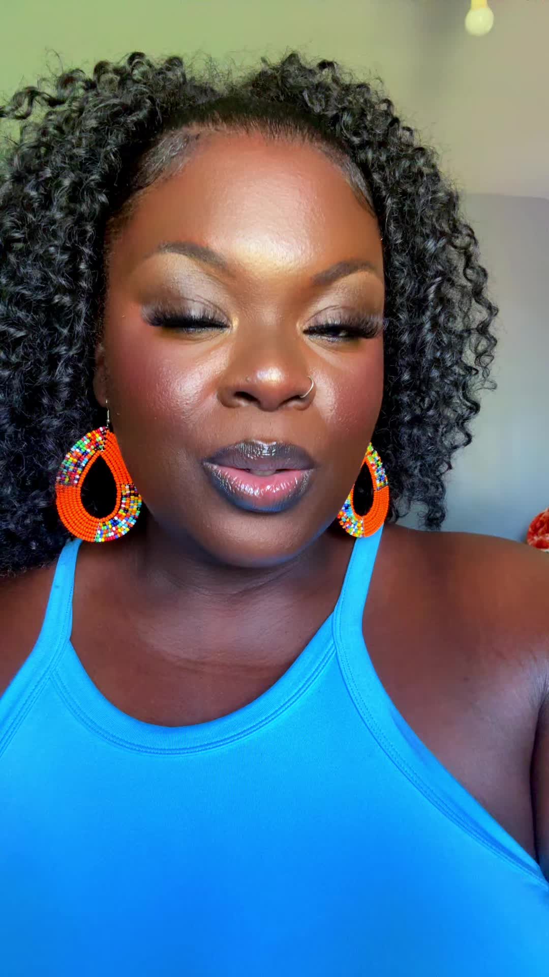 @stayglowingwithd