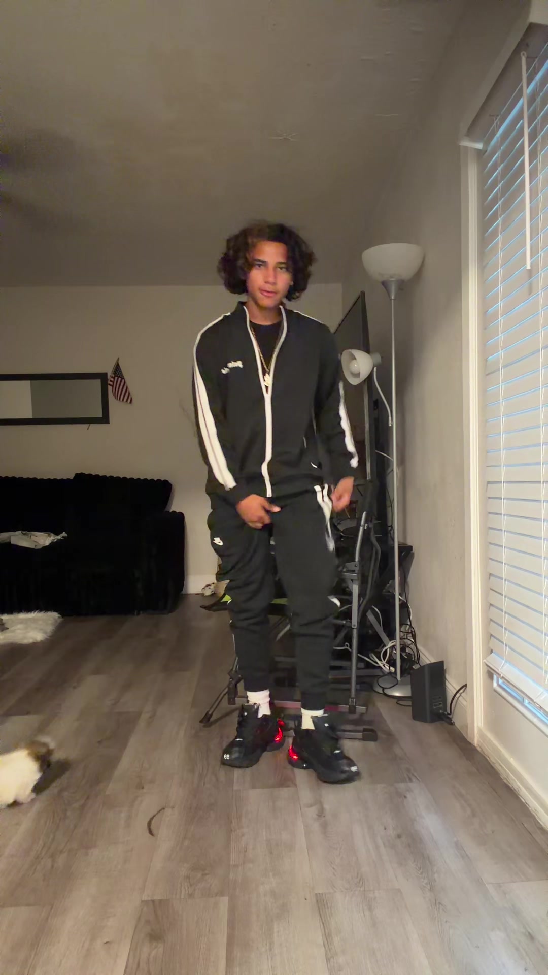 @Zurdo.
