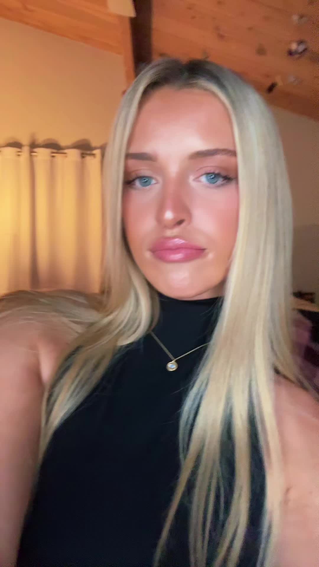 @AVA