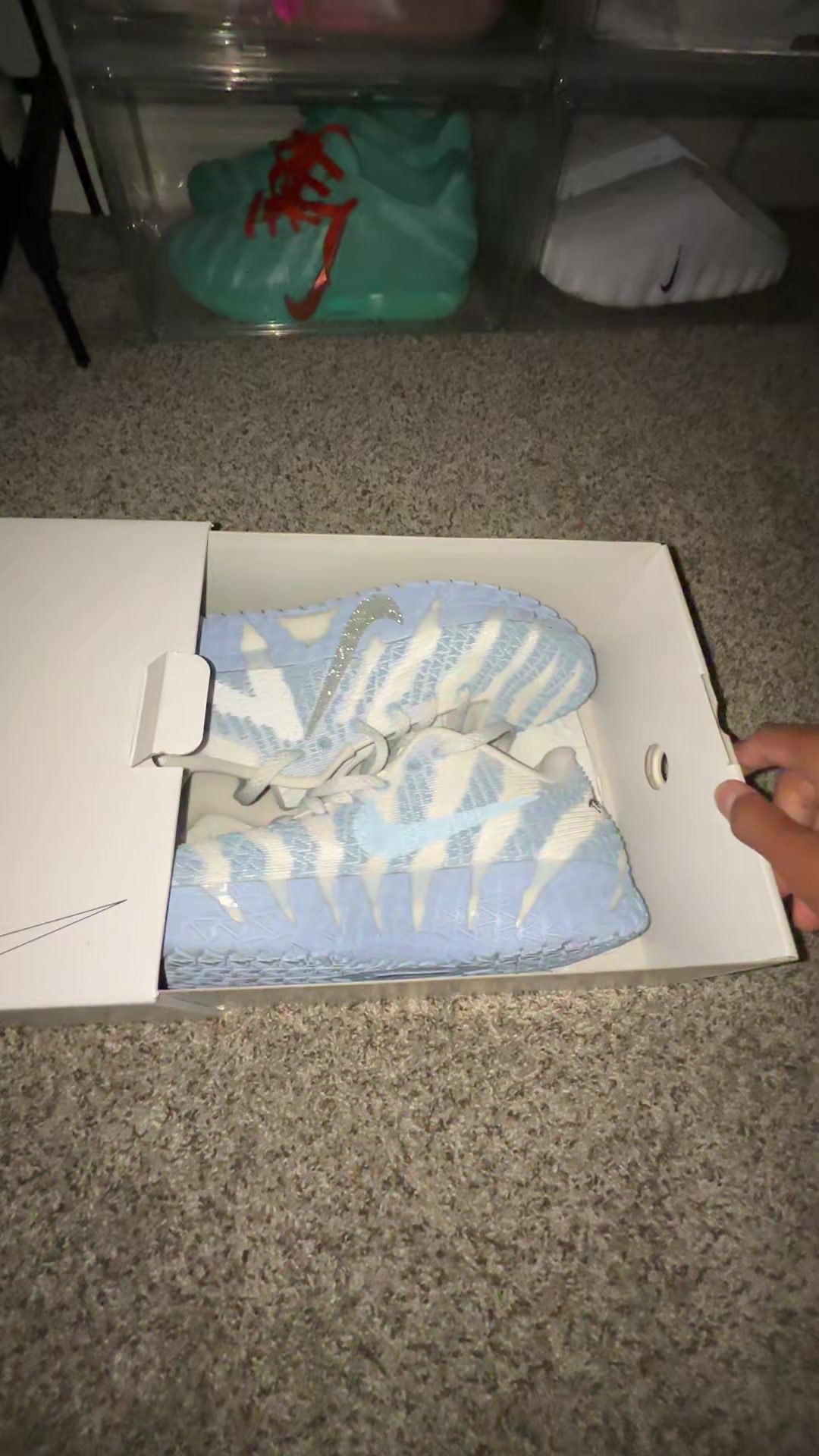 @Shoe.Guy.1