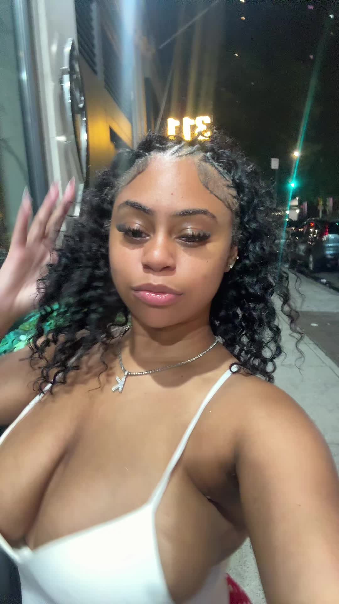 @Kaylalebomb ✨