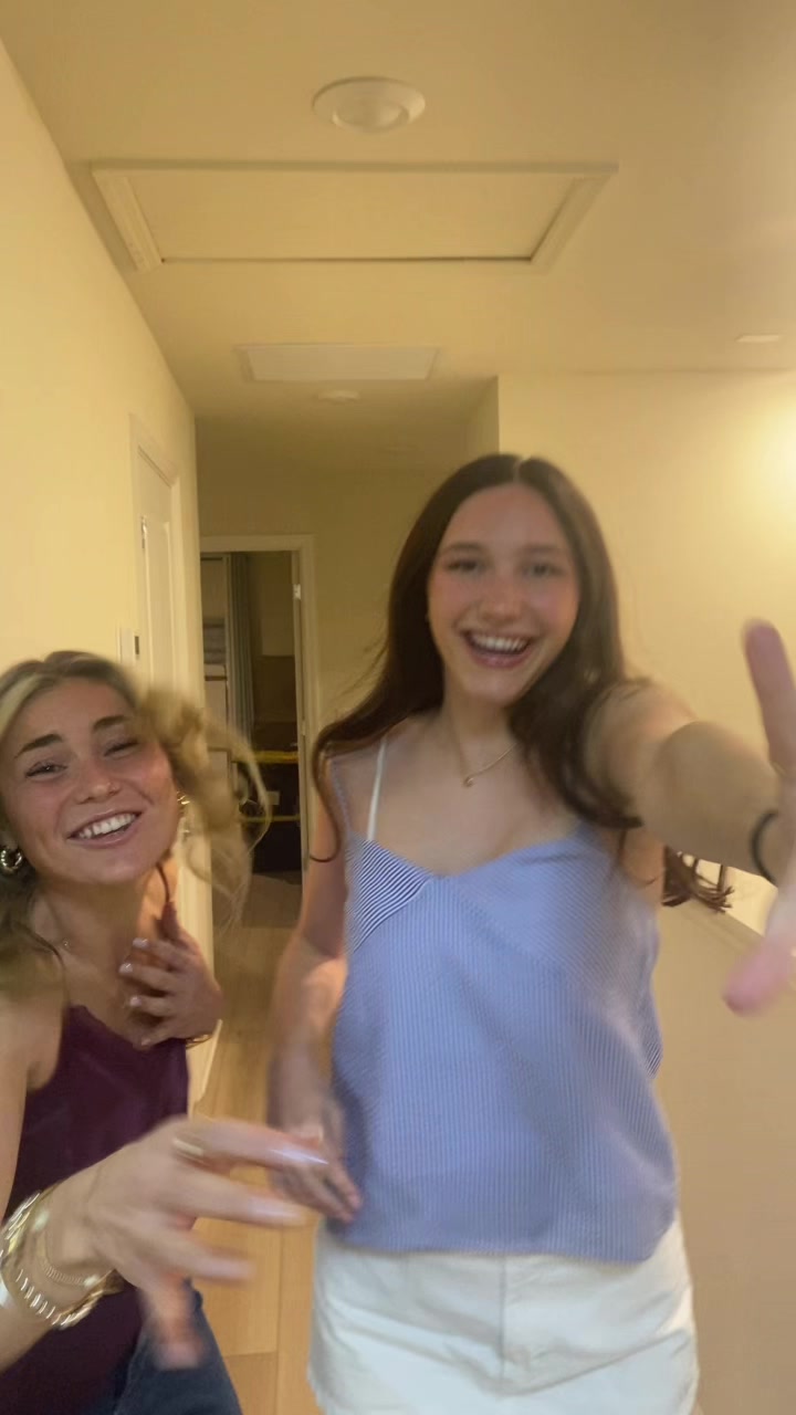 @Sophia