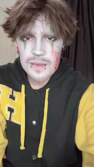 @Maxatron