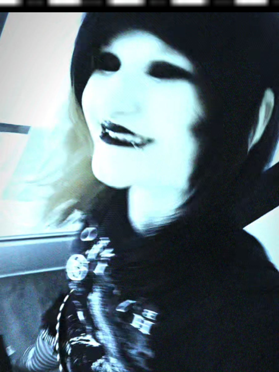 @🎃𝕷𝖎𝖛𝖎𝖓𝕯𝖊𝖆𝖉𝕲𝖎𝖗𝖑🎃