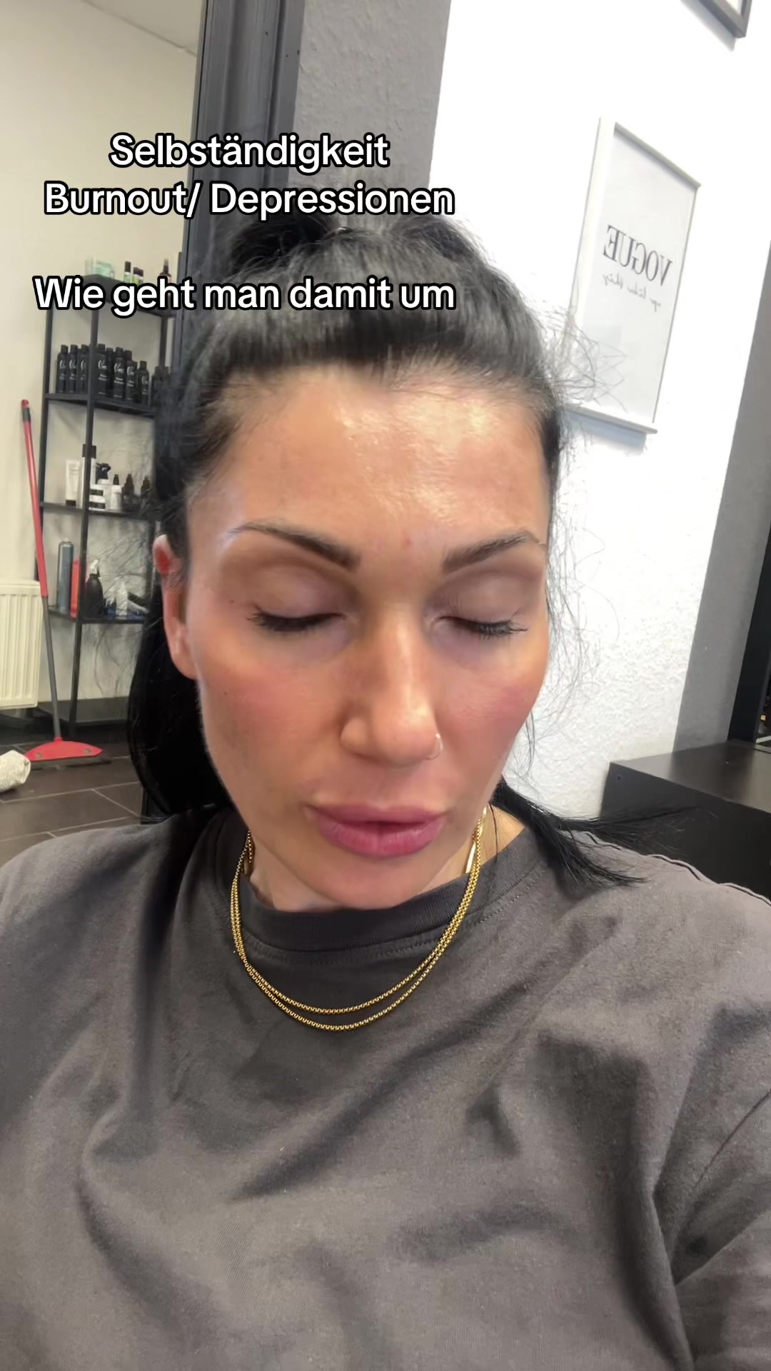 @Lisa Helfrich Hair & Head spa
