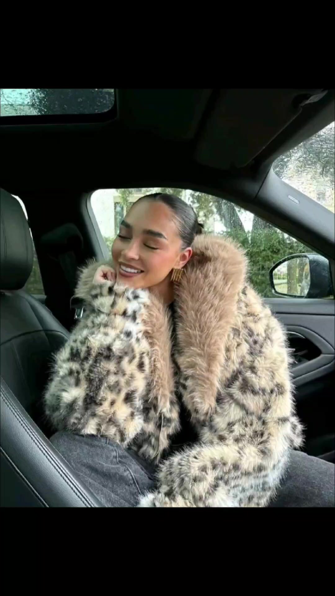 @Fur coat fans