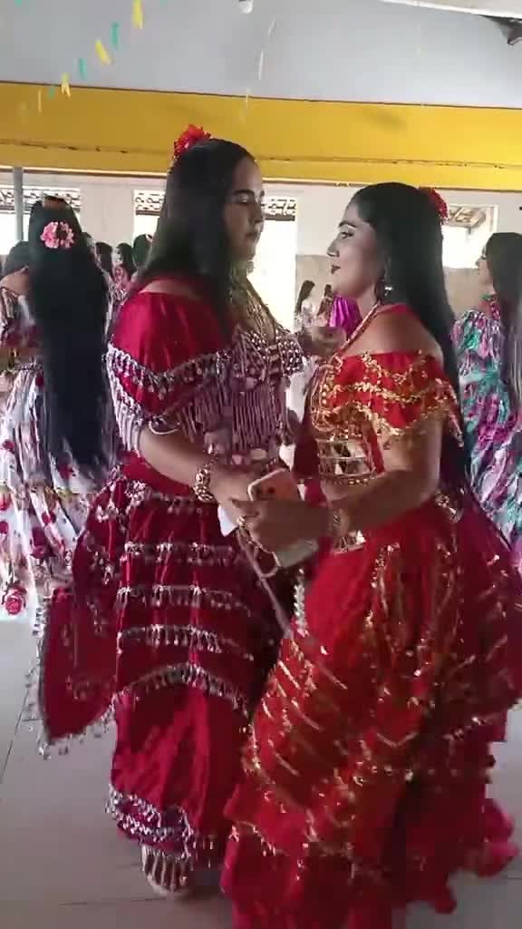 @🕺LINDAS_CIGANAS💃