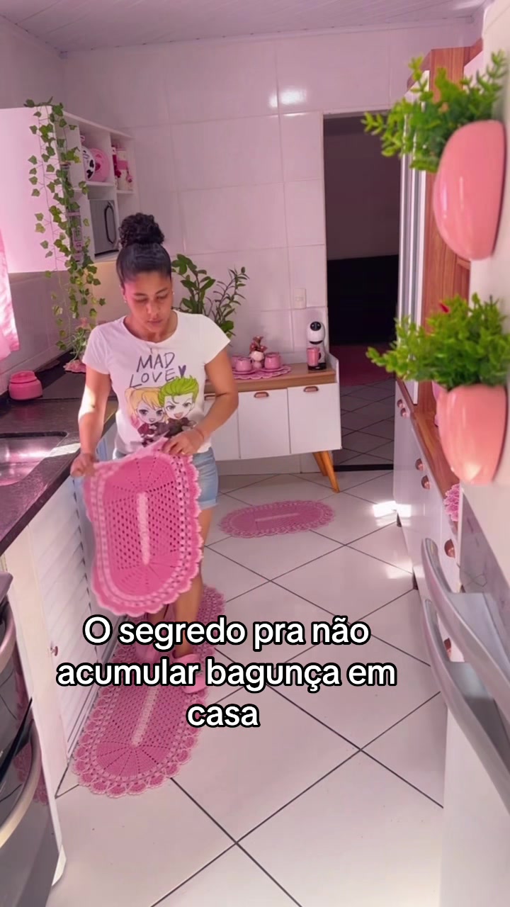 @Claudia Santana
