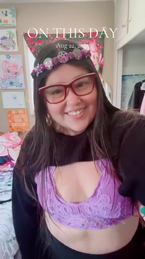 @QueenButterflyNaomi