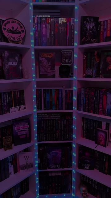 @Smutty.Little.Books ๐ธ๏ธ๐ท๏ธ๐๐ค