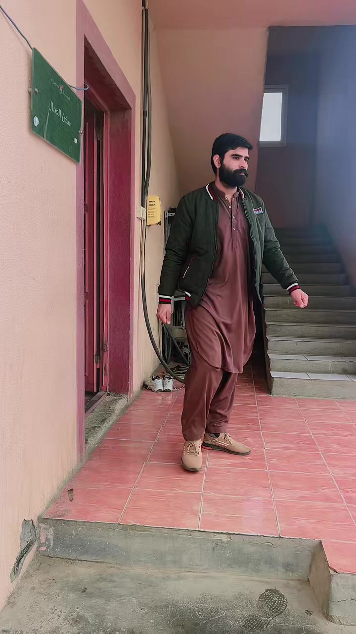 @Tahir ہنجرا جٹ 🦅