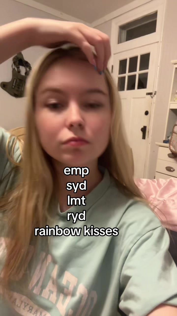 @chloeluvv
