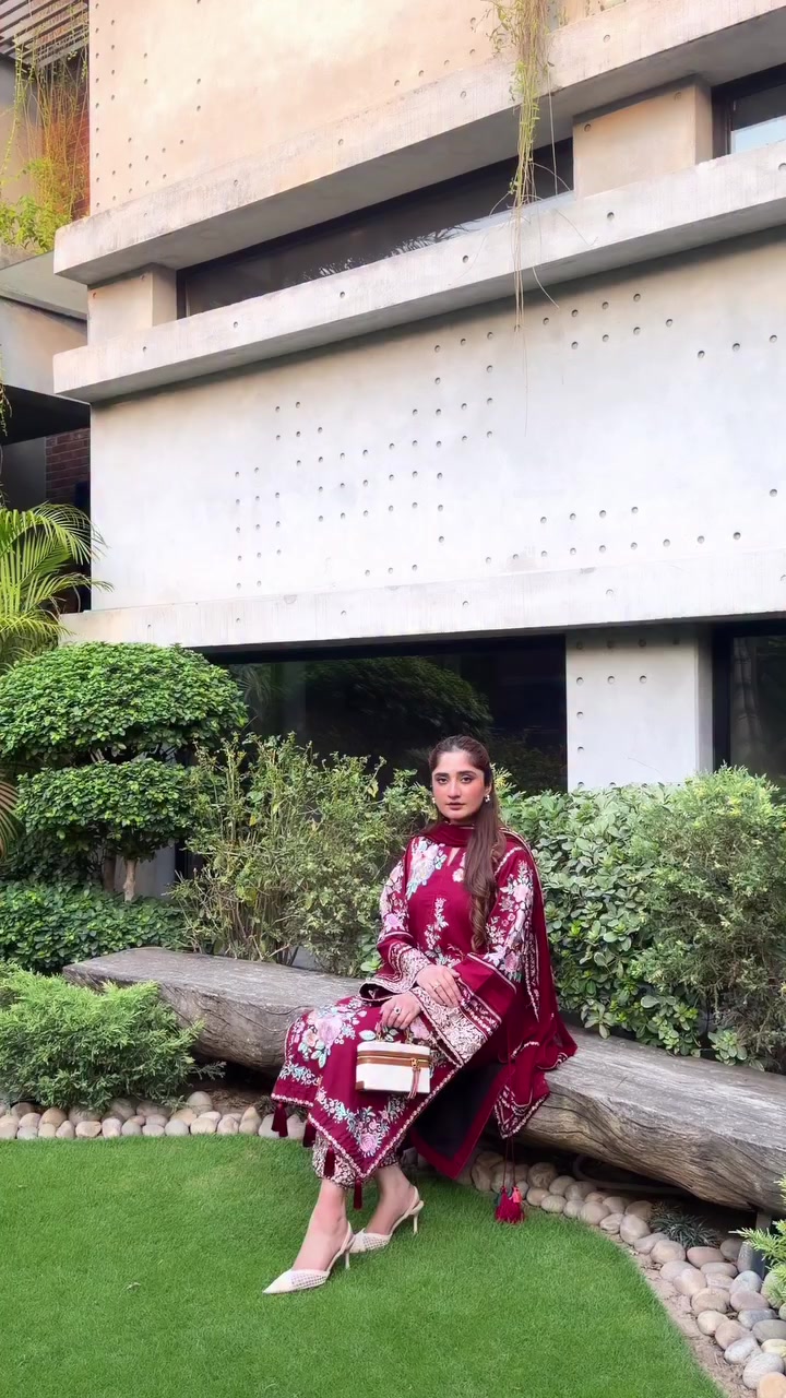 @Ayesha✔️