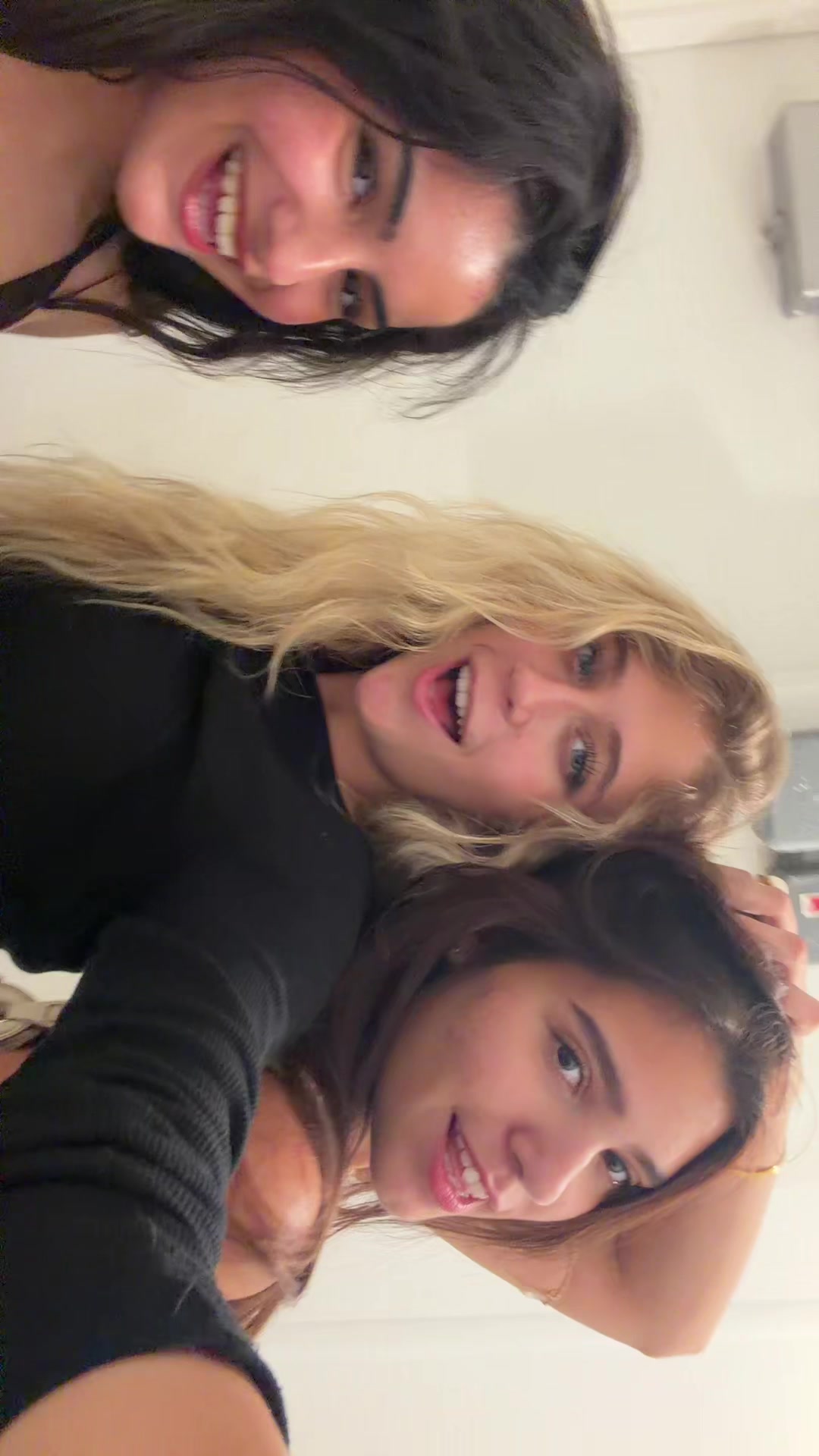 @Isa