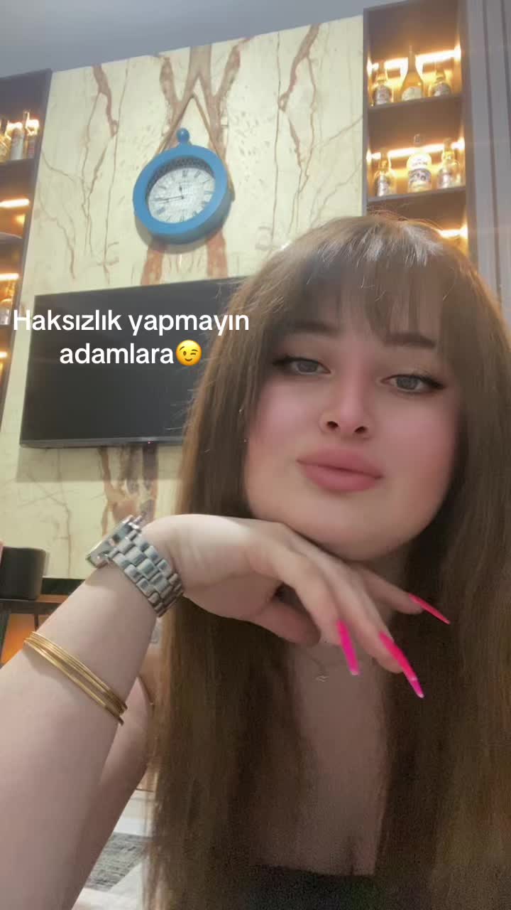 @Laramm